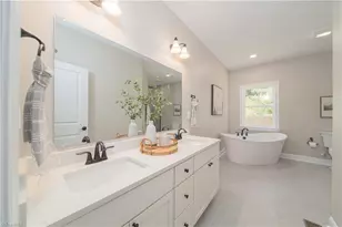 10265 N Nc Hwy 150, Clemmons, NC 27012 - Photo 11