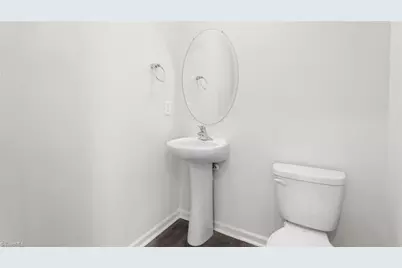 3018 Middle Creek Lane, Greensboro, NC 27405 - Photo 5