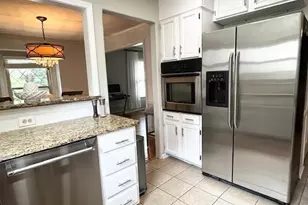 2122 Pebble Dr, Greensboro, NC 27410 - Photo 11