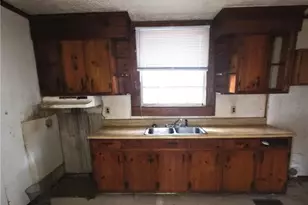 645 Patterson St, Eden, NC 27288 - Photo 7