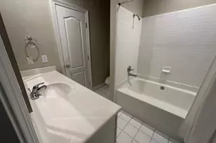 11 Park Village Ln, Greensboro, NC 27455 - Photo 15