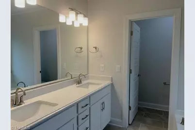 5673 Falkirk Drive, Greensboro, NC 27409 - Photo 23