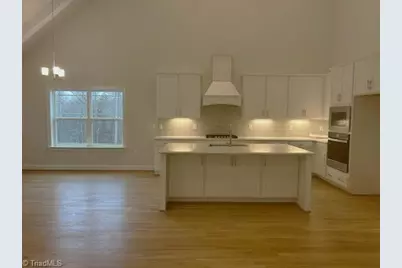 5673 Falkirk Drive, Greensboro, NC 27409 - Photo 17