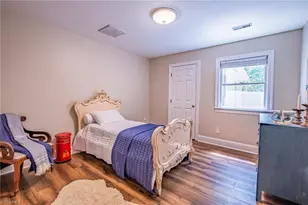 3103 Starmount Farms Dr, Greensboro, NC 27408 - Photo 37