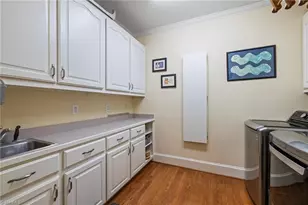 200 Manchester Pl, Greensboro, NC 27410 - Photo 13