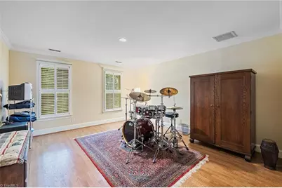 200 Manchester Place, Greensboro, NC 27410 - Photo 31