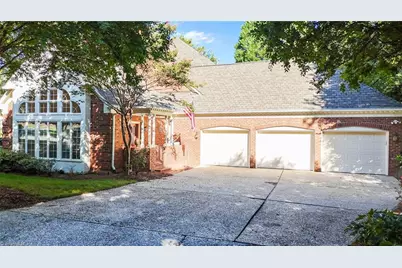 200 Manchester Place, Greensboro, NC 27410 - Photo 3