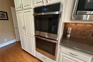 200 Manchester Pl, Greensboro, NC 27410 - Photo 15