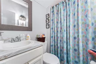 207 Harris St, Thomasville, NC 27360 - Photo 13