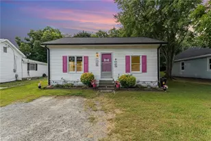 207 Harris St, Thomasville, NC 27360 - Photo 17