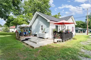 207 Harris St, Thomasville, NC 27360 - Photo 15