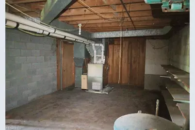 626 Willowbrook Lane, Winston-Salem, NC 27104 - Photo 15