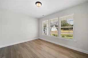 2389 Robbins Perch W Ct, Kernersville, NC 27284 - Photo 5