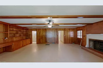 300 Hillside Drive, Lexington, NC 27295 - Photo 9