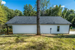 4150 Moat Dr, Winston-Salem, NC 27101 - Photo 37