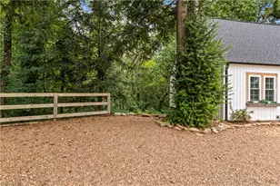706 Elk Spur St, Elkin, NC 28621 - Photo 39