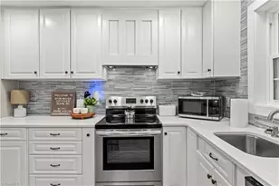 706 Elk Spur St, Elkin, NC 28621 - Photo 15