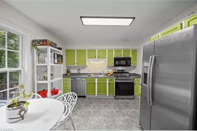 3902 Chucks Court, Burlington, NC 27215 - Photo 9