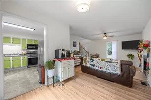 3902 Chucks Ct, Burlington, NC 27215 - Photo 5