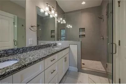 825 Poplar Street S, Winston-Salem, NC 27101 - Photo 21