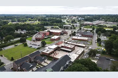 825 Poplar Street S, Winston-Salem, NC 27101 - Photo 35