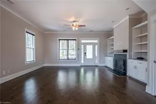 825 Poplar Street S, Winston-Salem, NC 27101 - Photo 11