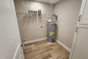 728 Central Falls Rd, Asheboro, NC 27203 - Photo 7