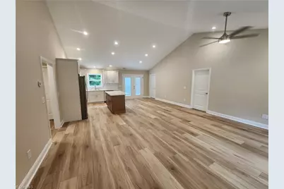 728 Central Falls Road, Asheboro, NC 27203 - Photo 5