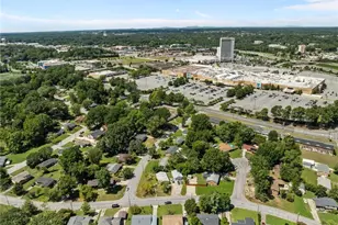 2501 Vanstory St, Greensboro, NC 27407 - Photo 5