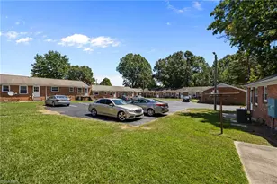 2501 Vanstory St, Greensboro, NC 27407 - Photo 23