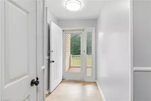 487 Raven Ridge Dr, Kernersville, NC 27284 - Photo 9