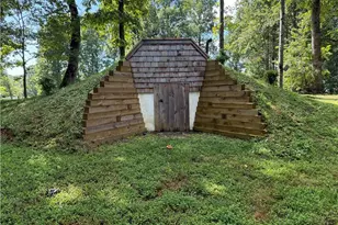 607 W Meadow Pkwy, Moravian Falls, NC 28654 - Photo 13