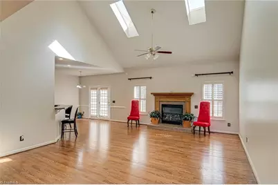 2170 Glen Cove Way, High Point, NC 27265 - Photo 5