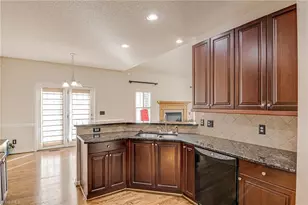 2170 Glen Cove Way, High Point, NC 27265 - Photo 9