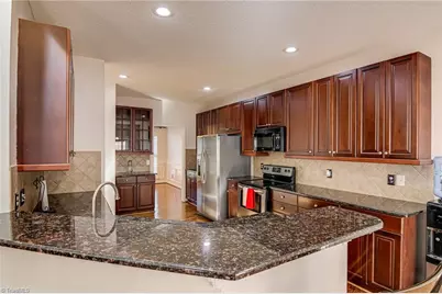 2170 Glen Cove Way, High Point, NC 27265 - Photo 11