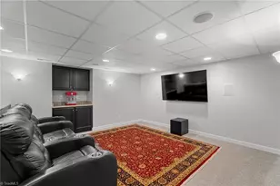 8905 Seacrest Dr, Kernersville, NC 27284 - Photo 37