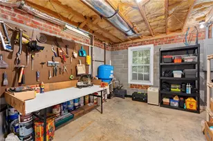 8905 Seacrest Dr, Kernersville, NC 27284 - Photo 41