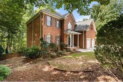 8905 Seacrest Drive, Kernersville, NC 27284 - Photo 3