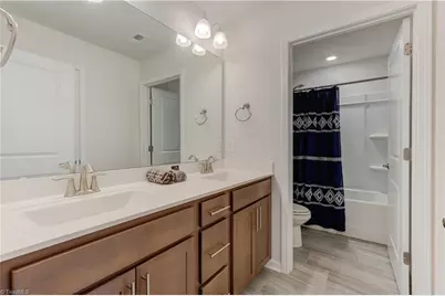 4218 Pelican Street, High Point, NC 27265 - Photo 25