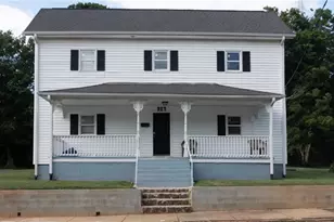 927 Apple St, Winston-Salem, NC 27101 - Photo 1