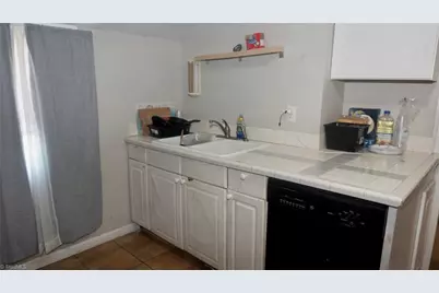 927 Apple Street, Winston-Salem, NC 27101 - Photo 13