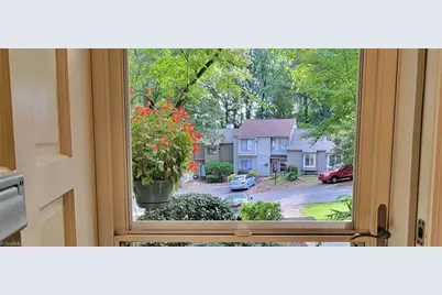 203 Lamplighter Circle, Winston-Salem, NC 27104 - Photo 5