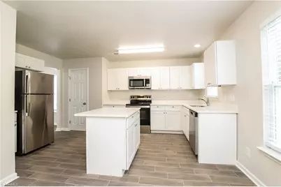 9 Foust Court, Greensboro, NC 27405 - Photo 7