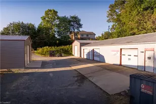 509 & 513 S Main St, King, NC 27021 - Photo 7