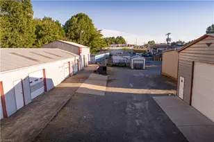 509 & 513 S Main St, King, NC 27021 - Photo 11