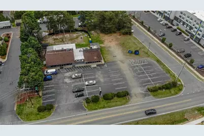 932 Kirkpatrick Road, Burlington, NC 27215 - Photo 33