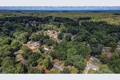 131 Regency Drive, Reidsville, NC 27320 - Photo 5