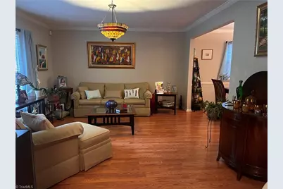 411 W Montcastle Drive, Greensboro, NC 27406 - Photo 5