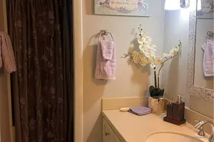 411 W Montcastle Dr, Greensboro, NC 27406 - Photo 17