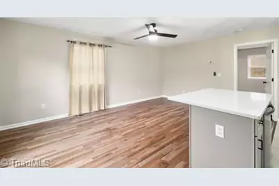 800 Arlington Street #D, Greensboro, NC 27260 - Photo 9